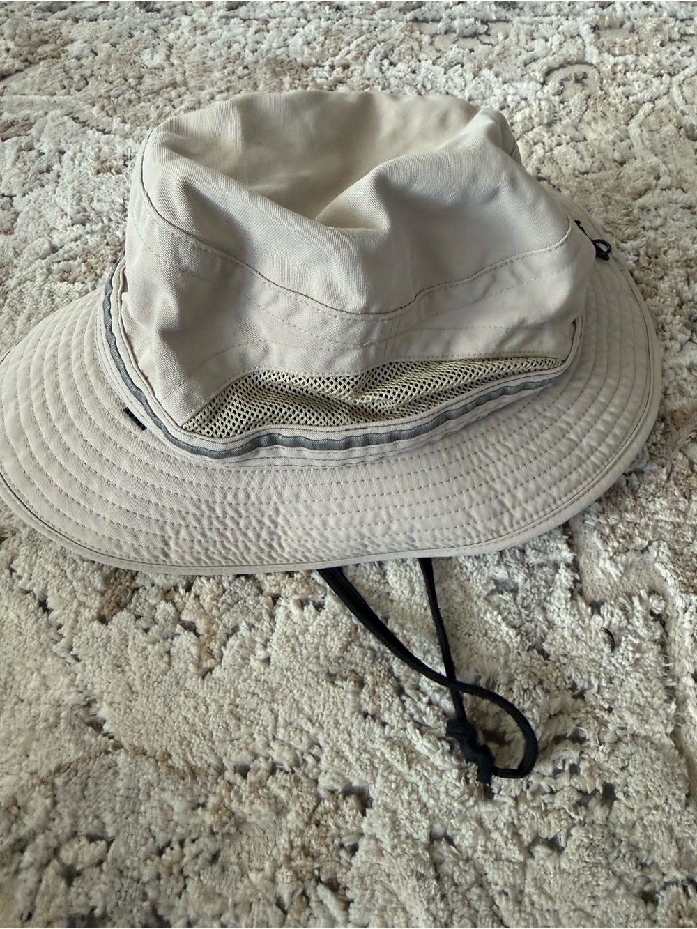 REI Light Beige Bucket Hat with Chin Cord